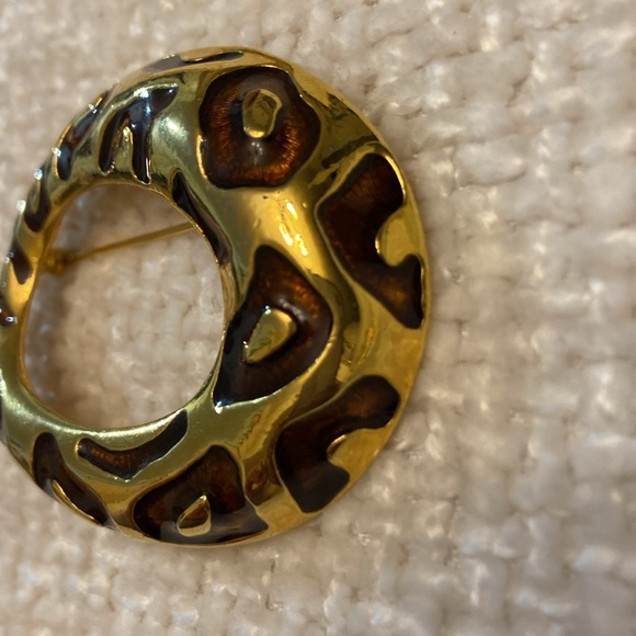 Vintage JACKIE COLLINS Gold Tone Enamel Panther Brooch Pin - Picture 3 of 7